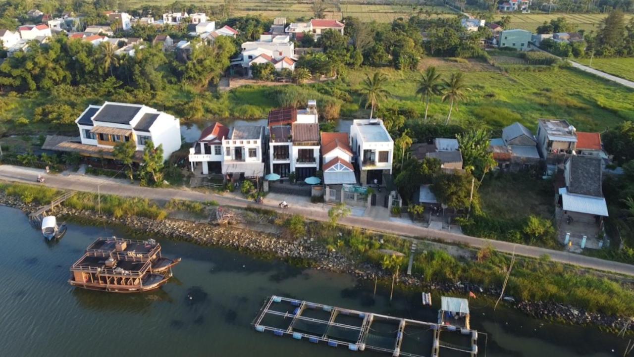Gio Chieu Homestay - Riverside & Swimming Pool ฮอยอัน ภายนอก รูปภาพ